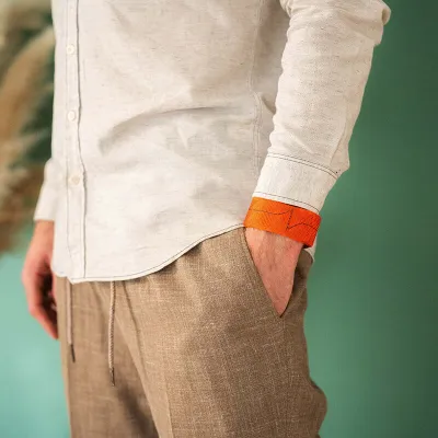bracelet de poids pour le bras - porté avec chemise - discret et élégant - renforcement musculaire en continu - sport au bureau