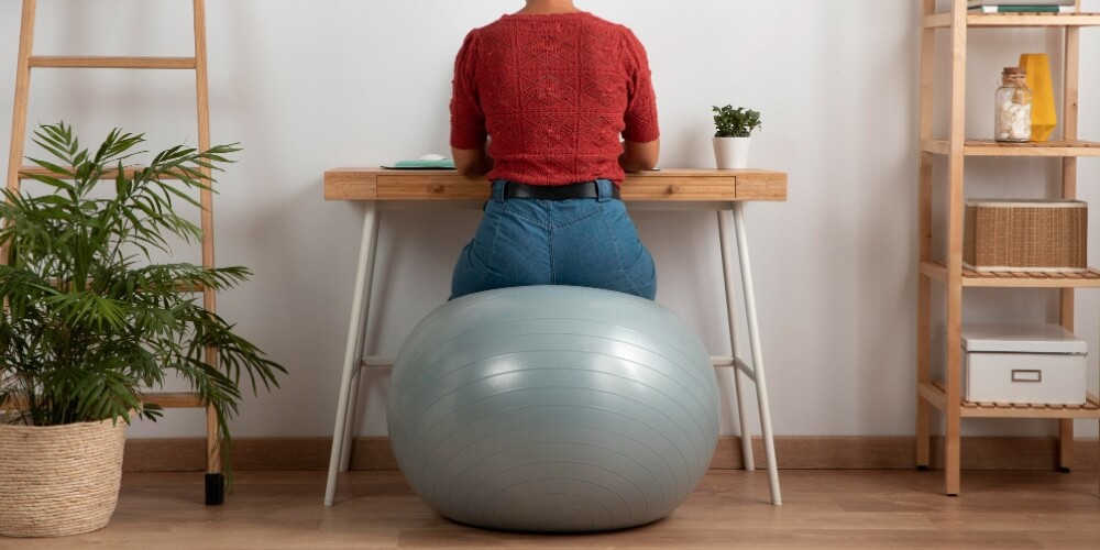 ballon-de-gymnastique-pour-assise-dynamique-bureau