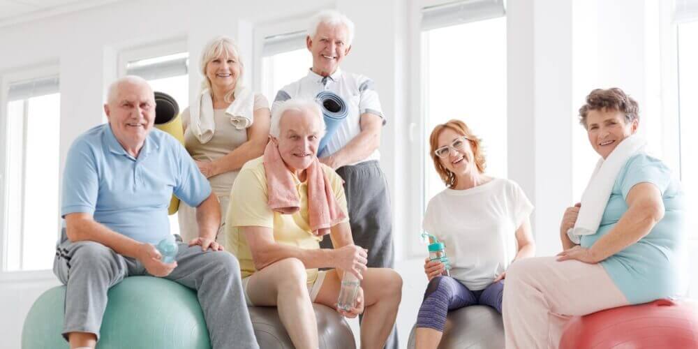 gymnastique-en-douceur-pour-personnes-agees