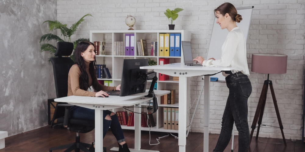 activer-son-corps-au-bureau-assis-debout