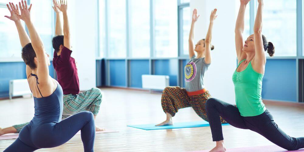 gym-douce-pour-activer-son-corps-en-douceur-yoga-pilates